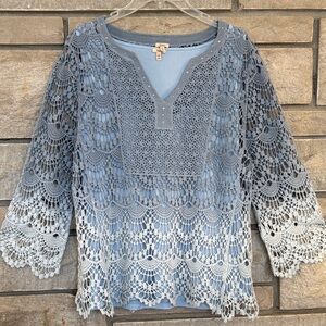Reba Ombré Blue Crochet Lace Top
